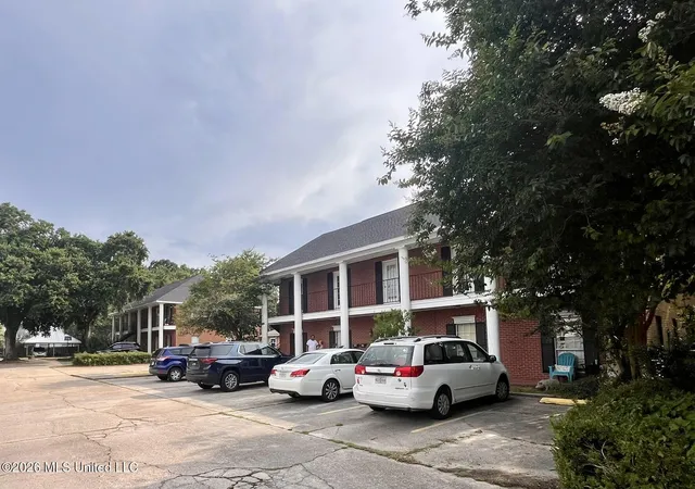 Photo 1 of Multi family home for sale at 951 Vision Oaks Blvd, Gulfport, MS 39507 | MLS# 4156613 | Listing updated on 2026-08-21