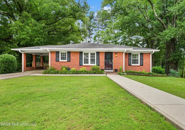 Homes for sale in Holly Springs, MS | 415 Hamilton St, Holly Springs, MS 38635 | MLS# 4154290