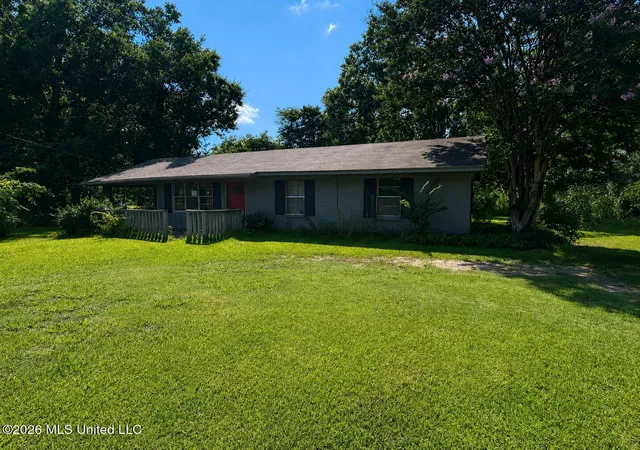 Homes for sale in Belzoni, MS | 5499 Mississippi 7, Belzoni, MS 39038 | MLS# 4154666