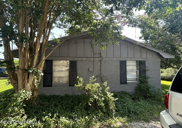Homes for sale in Belzoni, MS | 5499 Mississippi 7, Belzoni, MS 39038 | MLS# 4154666