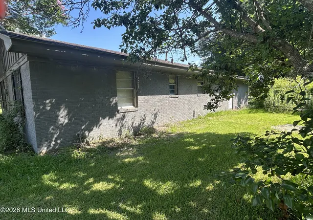Homes for sale in Belzoni, MS | 5499 Mississippi 7, Belzoni, MS 39038 | MLS# 4154666