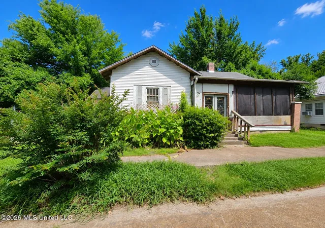 Homes for sale in Yazoo City, MS | 314 N Monroe St, Yazoo City, MS 39194 | MLS# 4154317