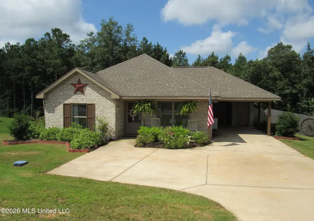 Homes for sale in Mendenhall, MS | 307 Anse Reed Rd, Mendenhall, MS 39114 | MLS# 4154315