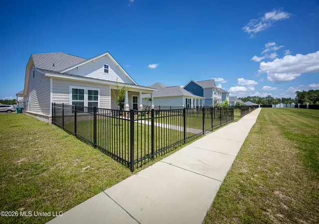Homes for sale in Ocean Springs, MS | 104 Everly Cir, Ocean Springs, MS 39564 | MLS# 4154375