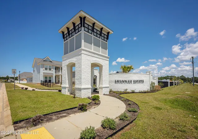 Homes for sale in Ocean Springs, MS | 104 Everly Cir, Ocean Springs, MS 39564 | MLS# 4154375