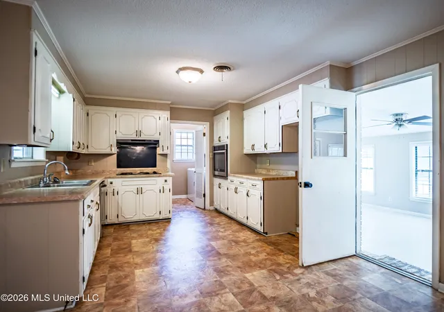 Homes for sale in Batesville, MS | 117 Hemlock Rd, Batesville, MS 38606 | MLS# 4154320