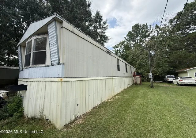 Photo 4 of Sale Pending at 14457 Mays Rd, Gulfport, MS 39503 | MLS# 4154359 | Listing updated on 2026-07-13