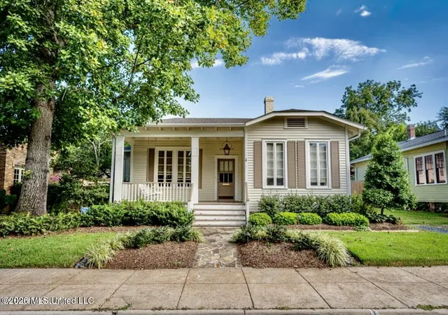 Homes for sale in Natchez, MS | 309 N Union St, Natchez, MS 39120 | MLS# 4154327
