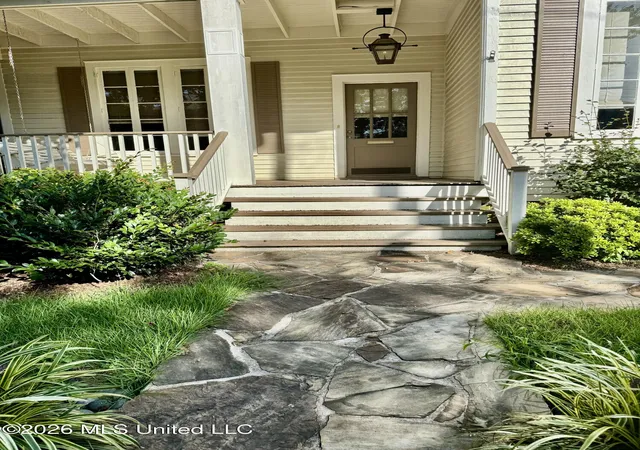 Homes for sale in Natchez, MS | 309 N Union St, Natchez, MS 39120 | MLS# 4154327