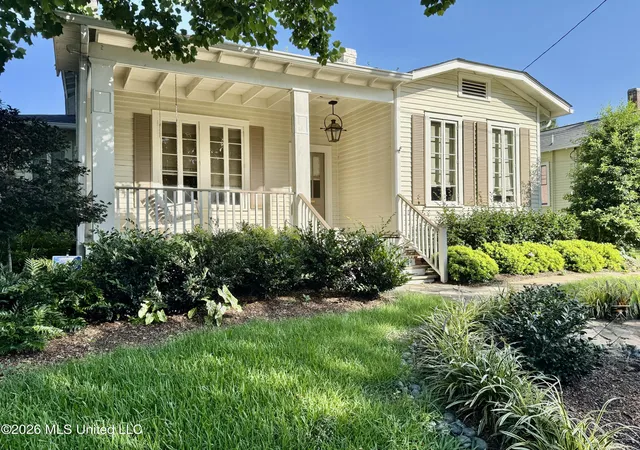 Homes for sale in Natchez, MS | 309 N Union St, Natchez, MS 39120 | MLS# 4154327