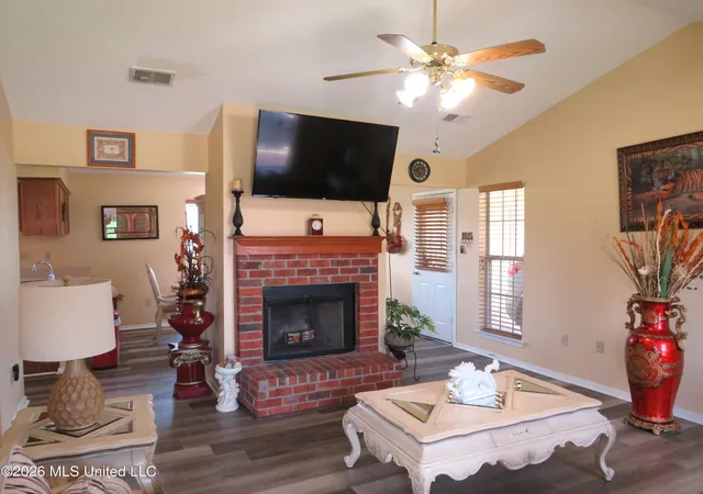 Homes for sale in Olive Branch, MS | 10372 Riggan Dr, Olive Branch, MS 38654 | MLS# 4154338