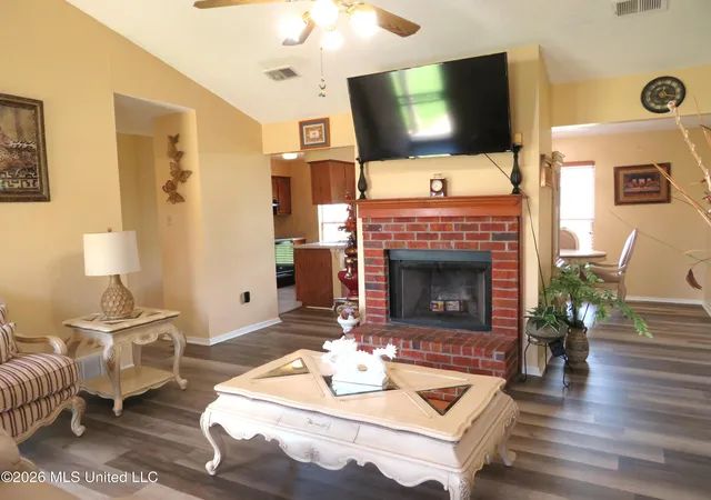 Homes for sale in Olive Branch, MS | 10372 Riggan Dr, Olive Branch, MS 38654 | MLS# 4154338