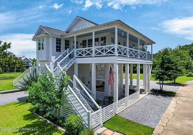 Homes for sale in Pass Christian, MS | 110 Cedar Ave, Pass Christian, MS 39571 | MLS# 4154399