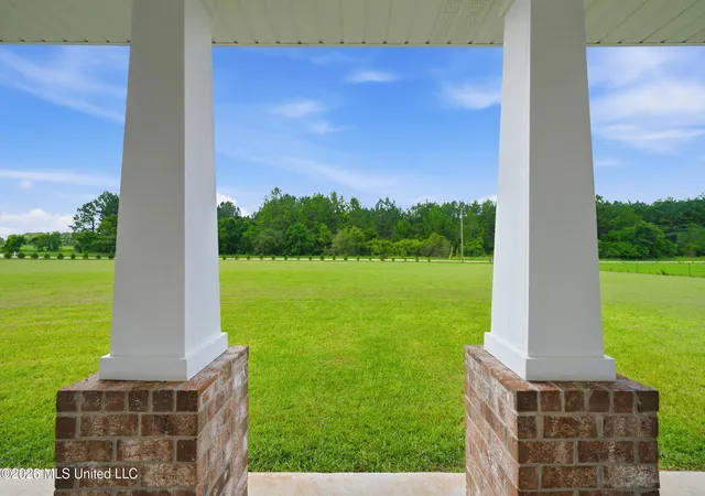 Homes for sale in Moss Point, MS | 15450 Constitution Rd, Moss Point, MS 39562 | MLS# 4154337