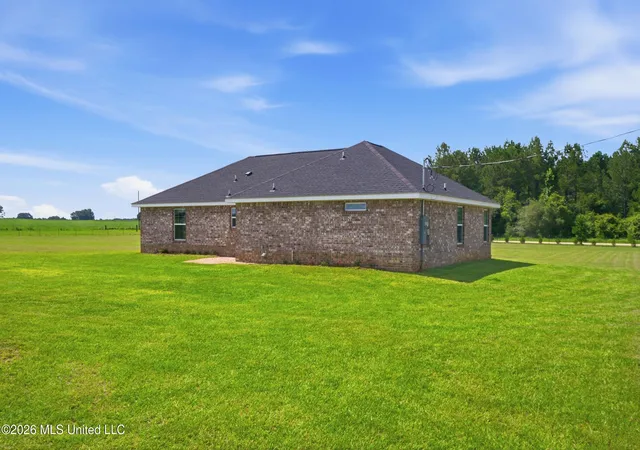 Homes for sale in Moss Point, MS | 15450 Constitution Rd, Moss Point, MS 39562 | MLS# 4154337
