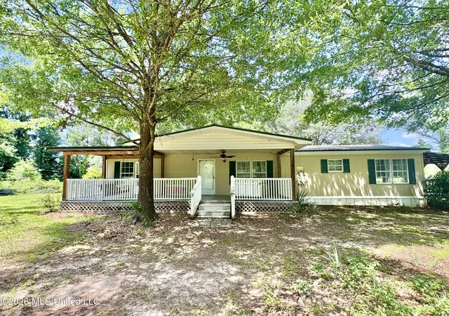 Homes for sale in Shubuta, MS | 8087 Co Rd 630, Shubuta, MS 39360 | MLS# 4154343