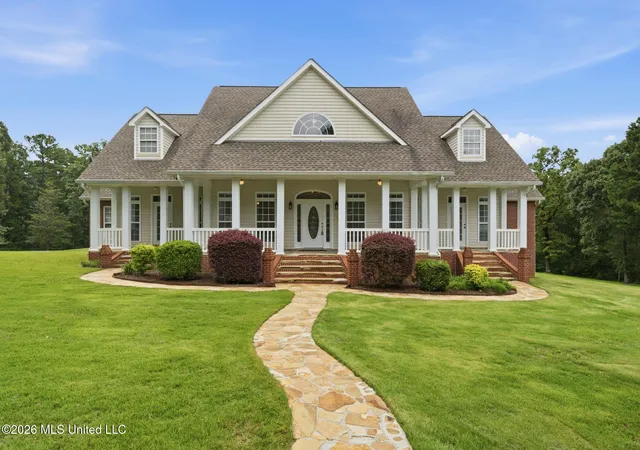Homes for sale in Hattiesburg, MS | 60 Grand Blvd, Hattiesburg, MS 39402 | MLS# 4154382