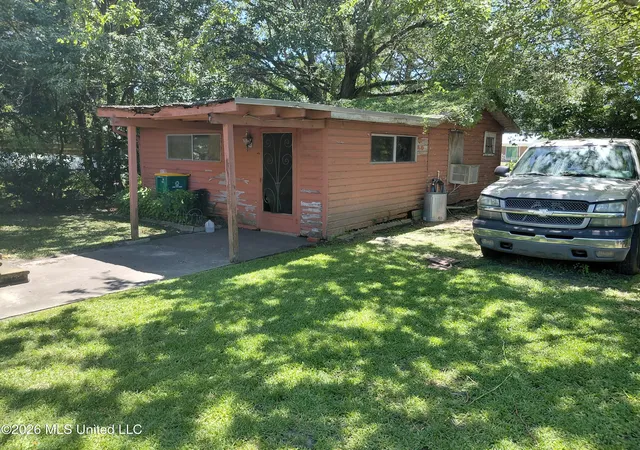 Homes for sale in Biloxi, MS | 255 Hopkins Blvd, Biloxi, MS 39530 | MLS# 4154458