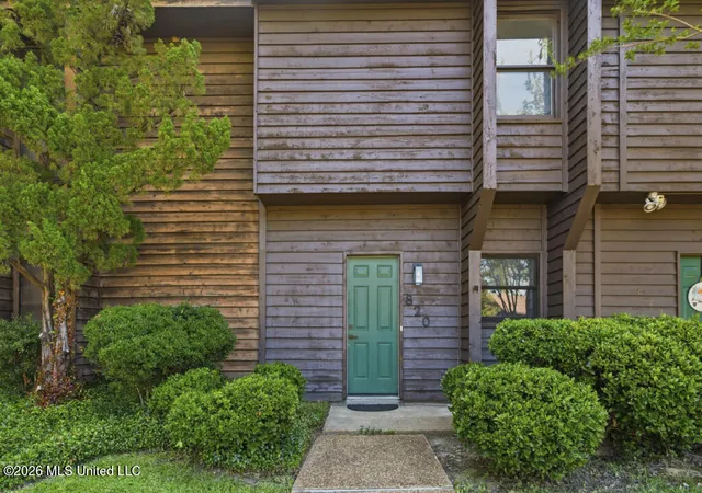 Photo 1 of Townhouse for sale at 820 Planters Point Dr, Canton, MS 39046 | MLS# 4154542 | Listing updated on 2026-07-01