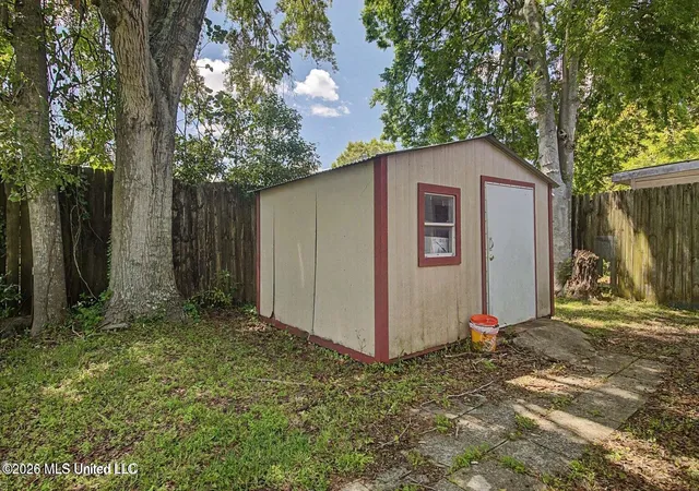 Homes for sale in Biloxi, MS | 331 Reynoir St, Biloxi, MS 39530 | MLS# 4154485