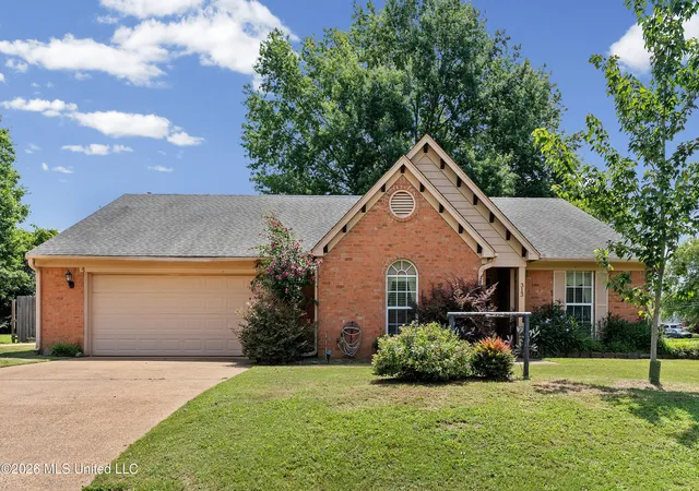 Homes for sale in Senatobia, MS | 313 Hunter Dr, Senatobia, MS 38668 | MLS# 4154677