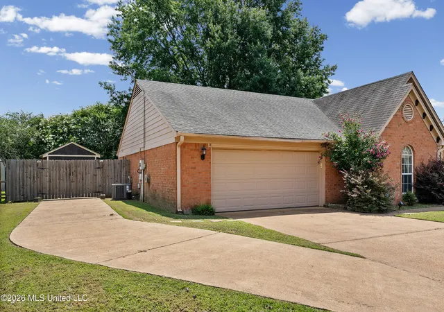 Homes for sale in Senatobia, MS | 313 Hunter Dr, Senatobia, MS 38668 | MLS# 4154677