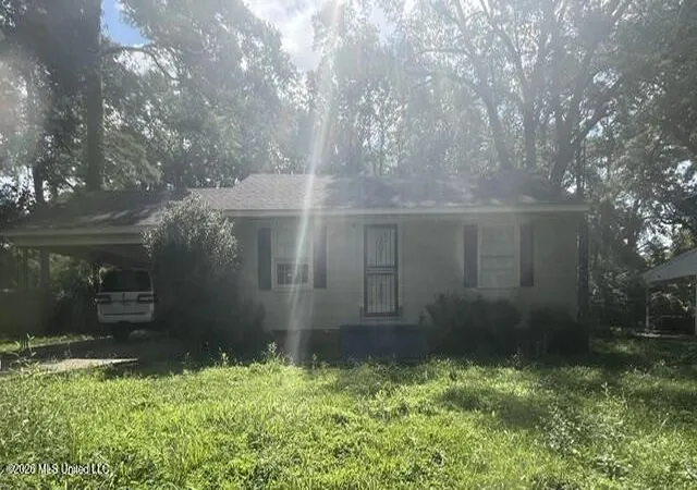 Photo 1 of Single family home for sale at 3258 Meadow Ln, Jackson, MS 39212 | MLS# 4154372 | Listing updated on 2026-06-30