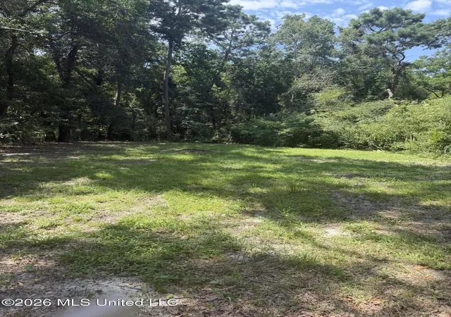Homes for sale in Gautier, MS | 1929 Carol Dr, Gautier, MS 39553 | MLS# 4154393