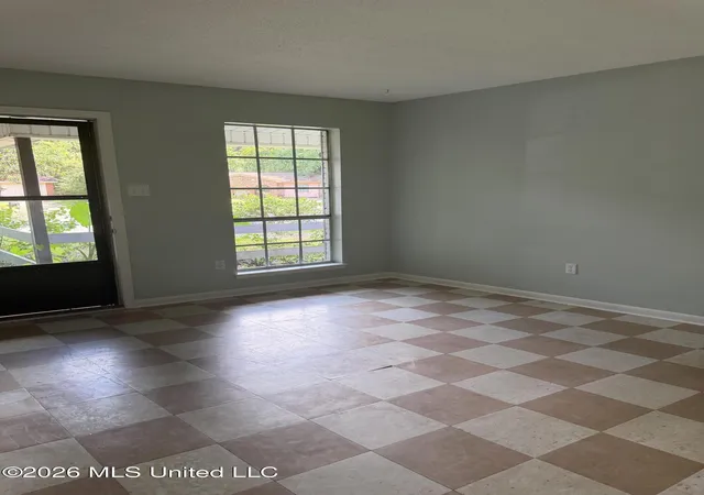 Homes for sale in Gautier, MS | 1929 Carol Dr, Gautier, MS 39553 | MLS# 4154393