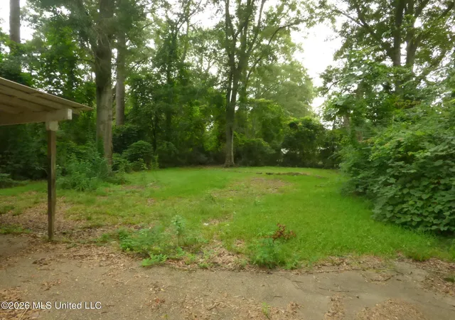 Photo 3 of Single family home for sale at 320 N Locust St, Mc Comb, MS 39648 | MLS# 4156259 | Listing updated on 2026-07-17