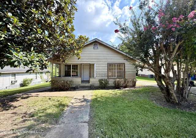 Homes for sale in Brookhaven, MS | 410 E Minnesota St, Brookhaven, MS 39601 | MLS# 4154660