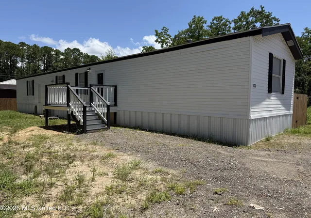 Homes for sale in Ocean Springs, MS | 5988 Guy St, Ocean Springs, MS 39564 | MLS# 4154421