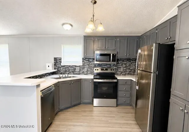 Homes for sale in Ocean Springs, MS | 5988 Guy St, Ocean Springs, MS 39564 | MLS# 4154421