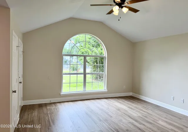 Homes for sale in Ocean Springs, MS | 2516 S Beachview Dr, Ocean Springs, MS 39564 | MLS# 4154426