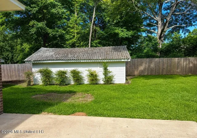 Homes for sale in Magee, MS | 401 Ne 3rd Ave, Magee, MS 39111 | MLS# 4154429