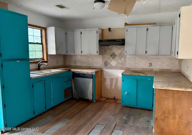 Homes for sale in Enterprise, MS | 1983 County Road 350, Enterprise, MS 39330 | MLS# 4154430