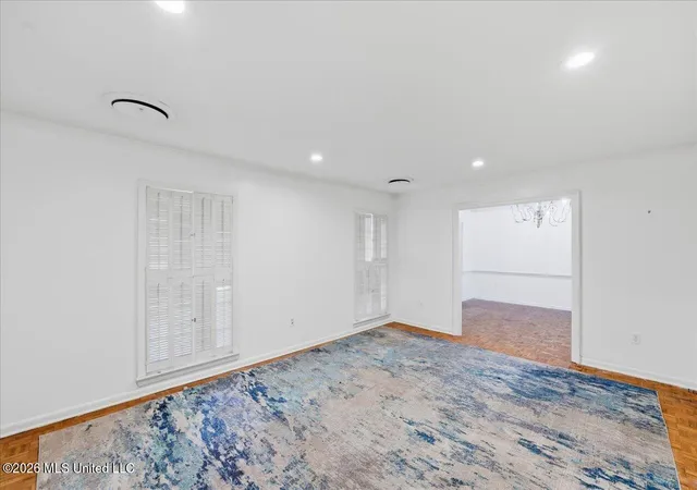 Photo 3 of Single family home for sale at 5440 Saratoga Dr, Jackson, MS 39211 | MLS# 4154626 | Listing updated on 2026-07-20