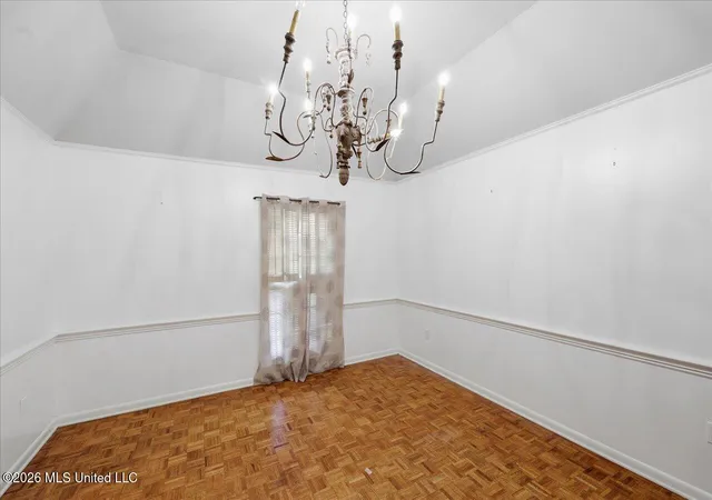 Photo 3 of Single family home for sale at 5440 Saratoga Dr, Jackson, MS 39211 | MLS# 4154626 | Listing updated on 2026-07-20