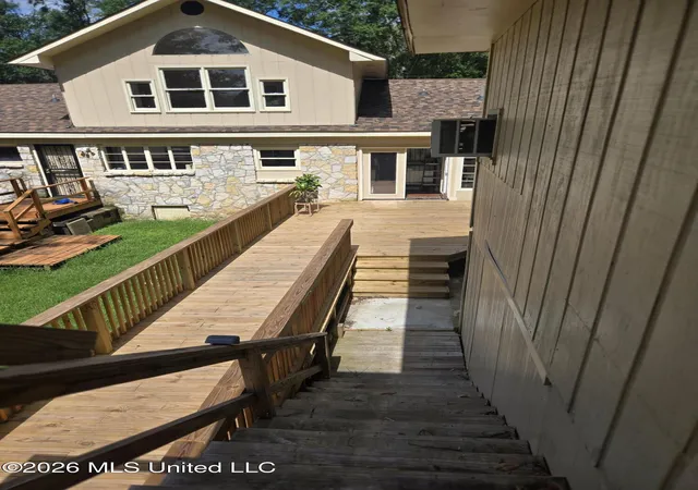 Photo 4 of Single family home for sale at 4634 Manila Dr, Jackson, MS 39206 | MLS# 4154547 | Listing updated on 2026-07-01