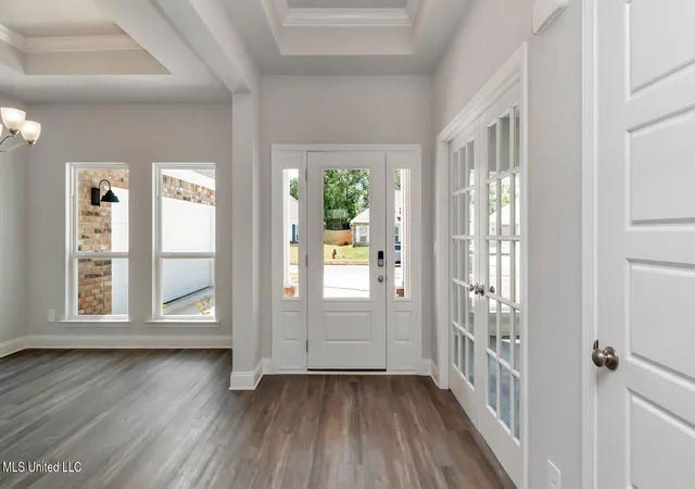 Photo 3 of Single family home for sale at 6662 Sago Palm Ln, Ocean Springs, MS 39564 | MLS# 4157239 | Listing updated on 2026-08-21