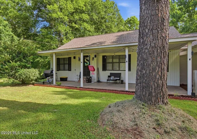 Homes for sale in Terry, MS | 2596 Tank Rd, Terry, MS 39170 | MLS# 4154559