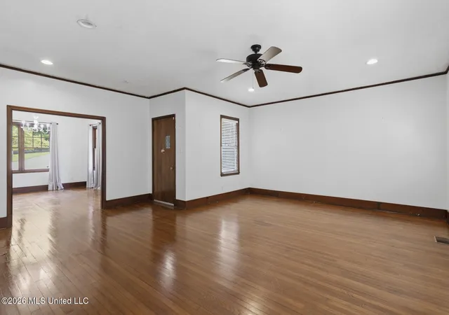 Photo 4 of Single family home for sale at 1206 Monroe St, Jackson, MS 39202 | MLS# 4156831 | Listing updated on 2026-07-23