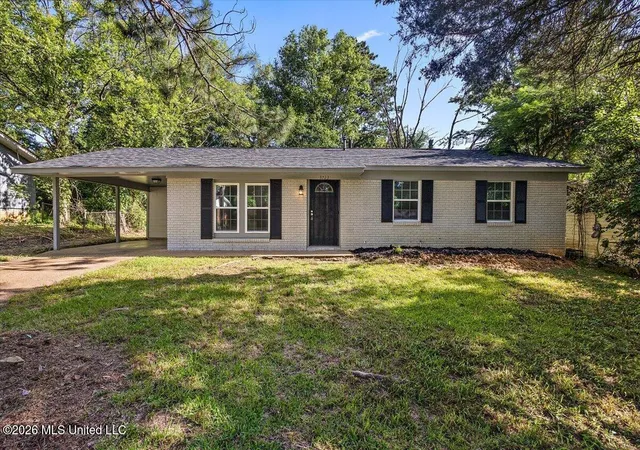 Photo 1 of Single family home for sale at 3723 John Adams Rd, Jackson, MS 39213 | MLS# 4154464 | Listing updated on 2026-09-17