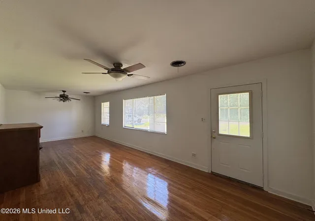 Photo 2 of Single family home for sale at 1044 Cooper Rd, Jackson, MS 39212 | MLS# 4155122 | Listing updated on 2026-07-08