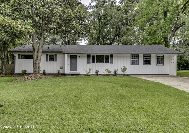 Homes for sale in Clinton, MS | 117 Hillcrest Dr, Clinton, MS 39056 | MLS# 4154525
