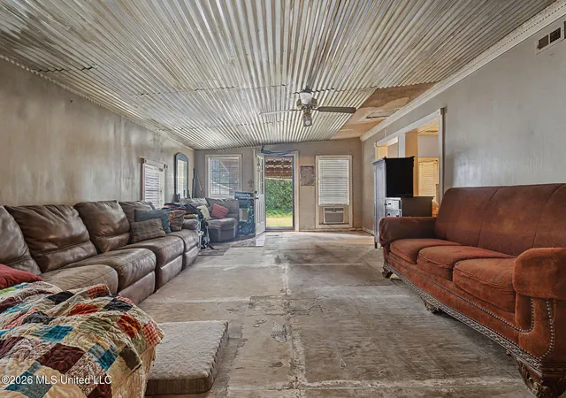 Homes for sale in Byhalia, MS | 5380 Langston Rd, Byhalia, MS 38611 | MLS# 4154514