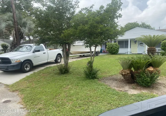 Photo 3 of Single family home for sale at 4332 Betts Cir, Gulfport, MS 39501 | MLS# 4154510 | Listing updated on 2026-08-01
