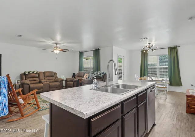 Homes for sale in Long Beach, MS | 502 E Marigold Dr, Long Beach, MS 39560 | MLS# 4154565