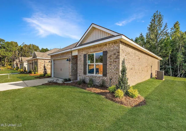 Photo 2 of Single family home for sale at 4995 Quail Ridge Dr, Jackson, MS 39212 | MLS# 4154519 | Listing updated on 2026-07-01