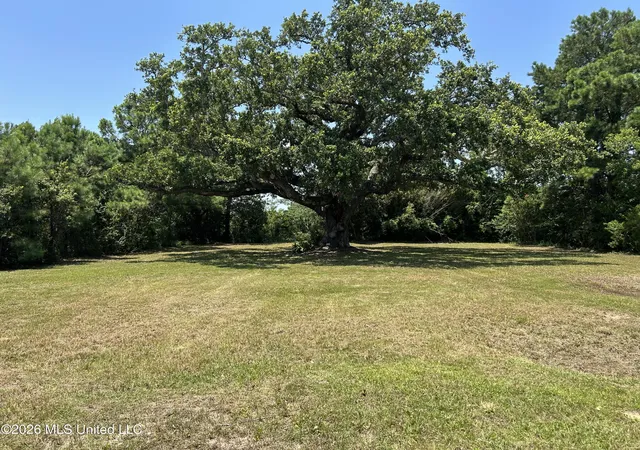 Homes for sale in Waveland, MS | 209 Hillcrest St, Waveland, MS 39576 | MLS# 4154997